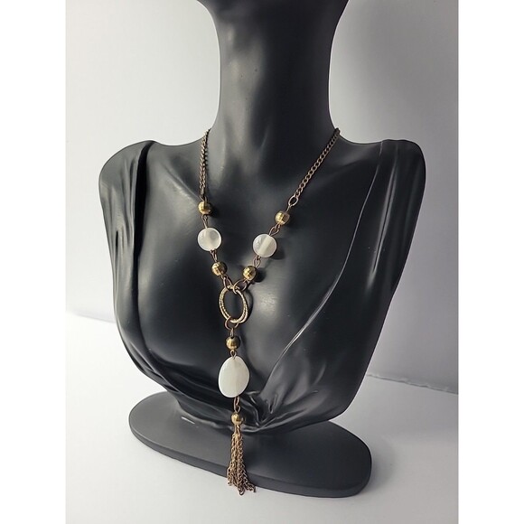 Vintage Gold Tone Tassel Necklace White Bead Boho Statement Pendant Jewelry - Picture 3 of 13